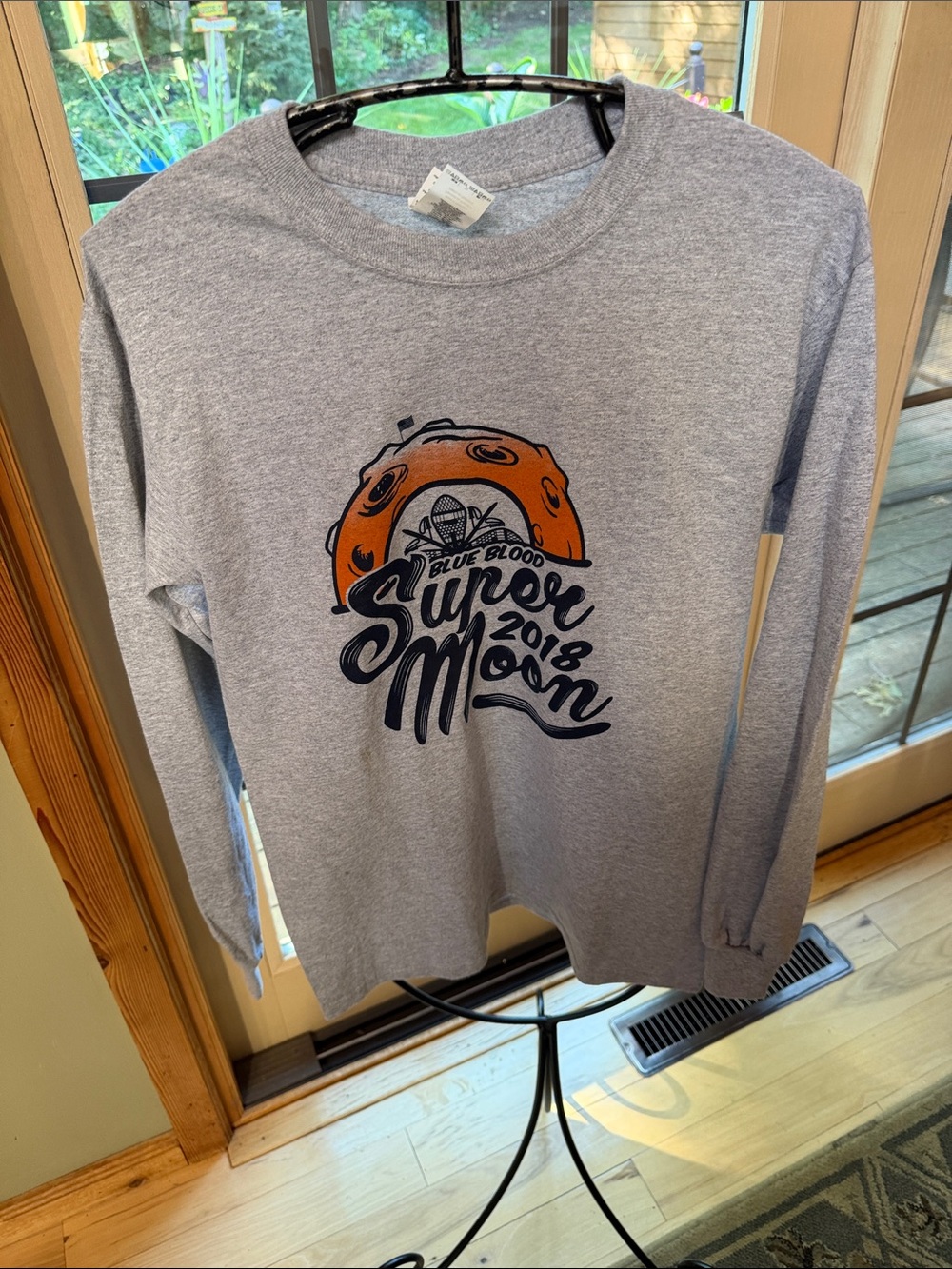 Gildan “Super Moon” Long Sleeve Shirt - Gray & Orange Sz. S